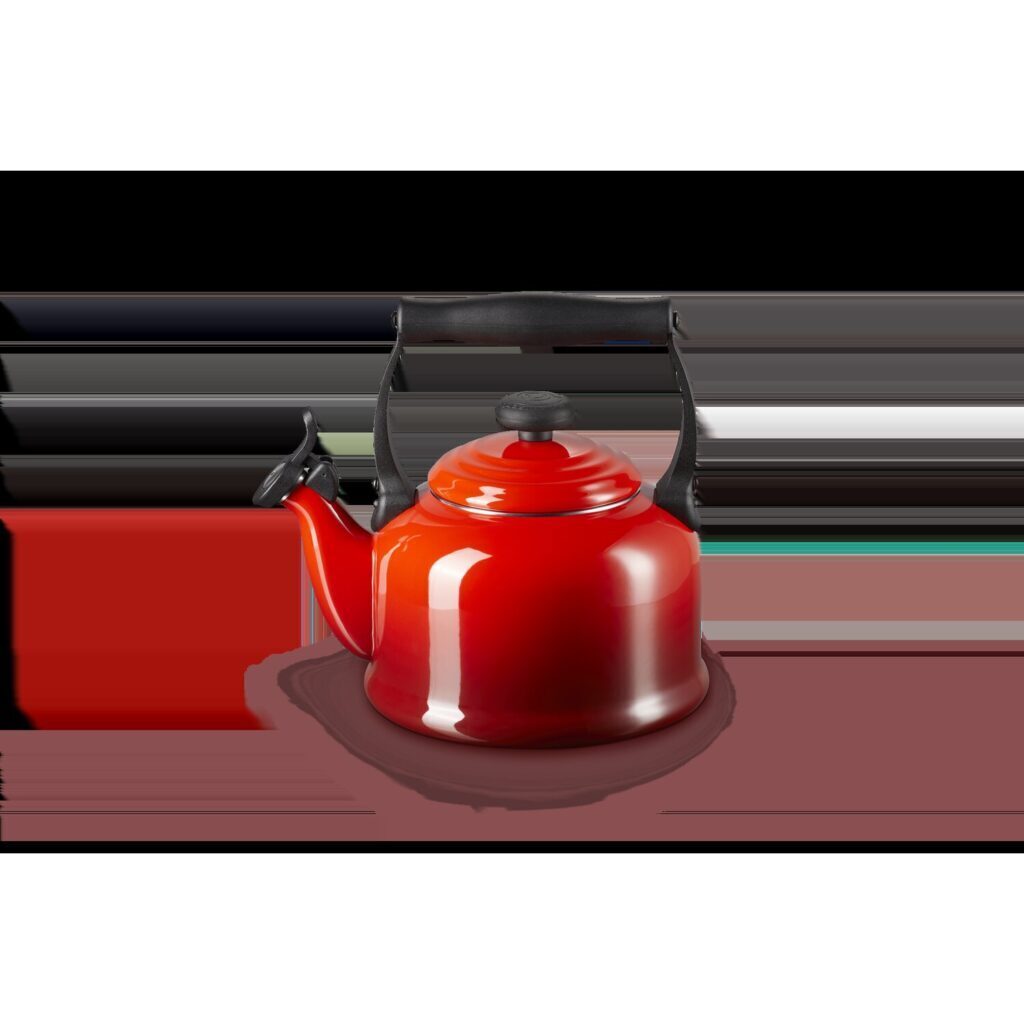 Bouilloire Tradition sifflante émaillée 2,1L – Le Creuset