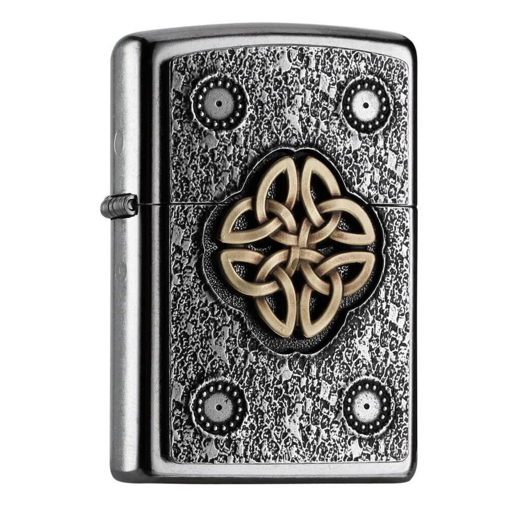 Zippo Nœud Celtique Croix Verte – Édition à Emblème Officielle